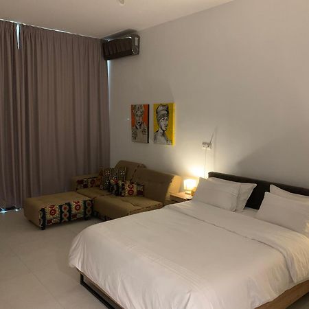 Chez Rima // Studio Tres Chaleureux F1 // Tres Bien Situe Дакар Екстериор снимка